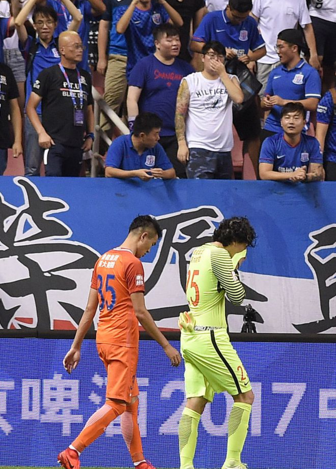 转会期山东泰山备战西甲，门线救险细节曝光，赛场秩序良好，细节决定成败(西甲新赛季转会一览)